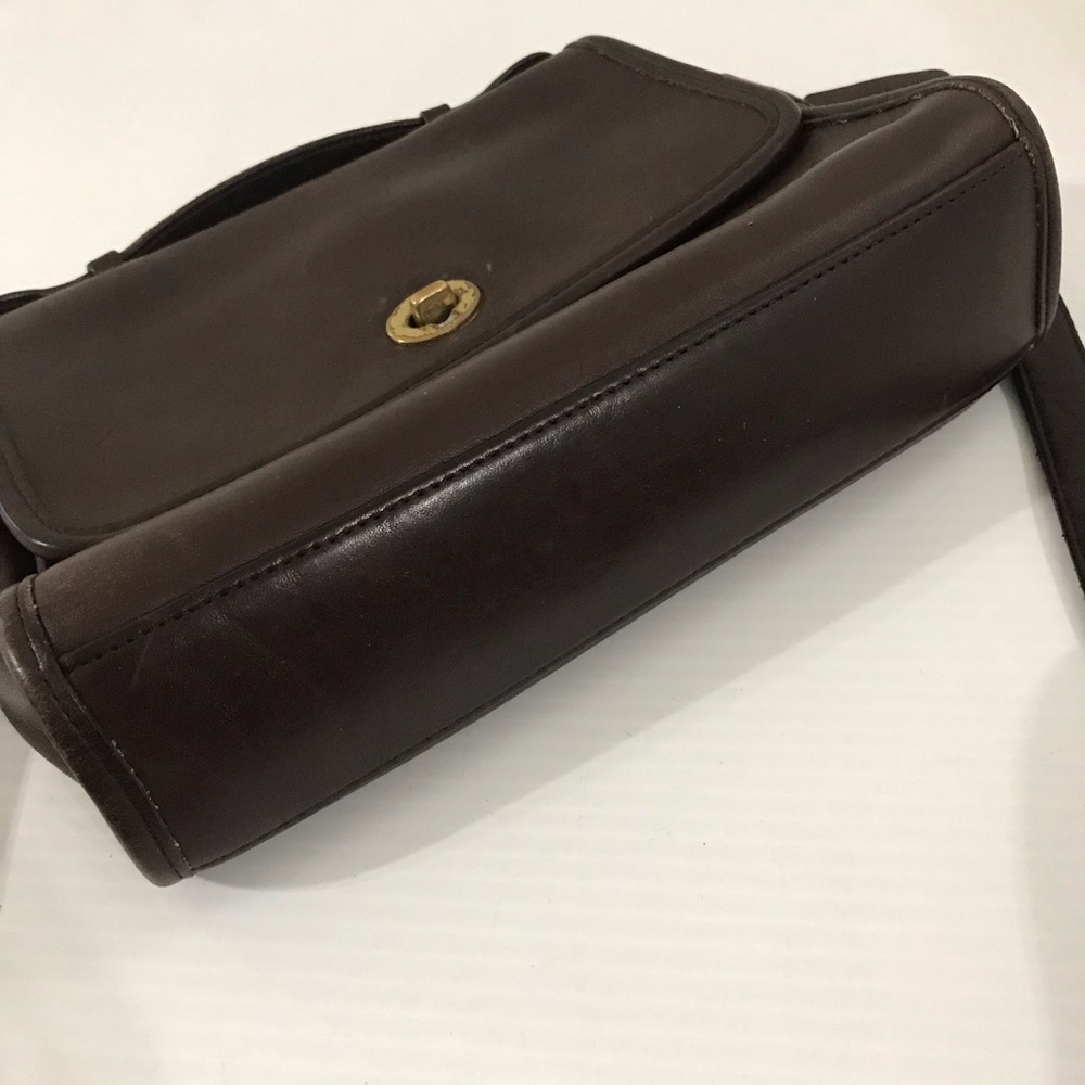 Vintage Coach 9870 Classic Brown Leather Crossbody Bag - Picture 7 of 13